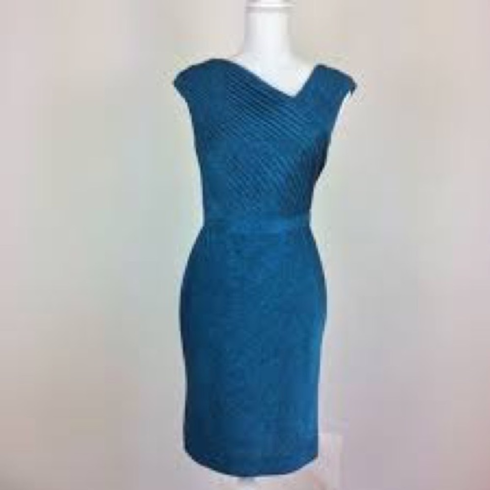 Kay Unger teal dress